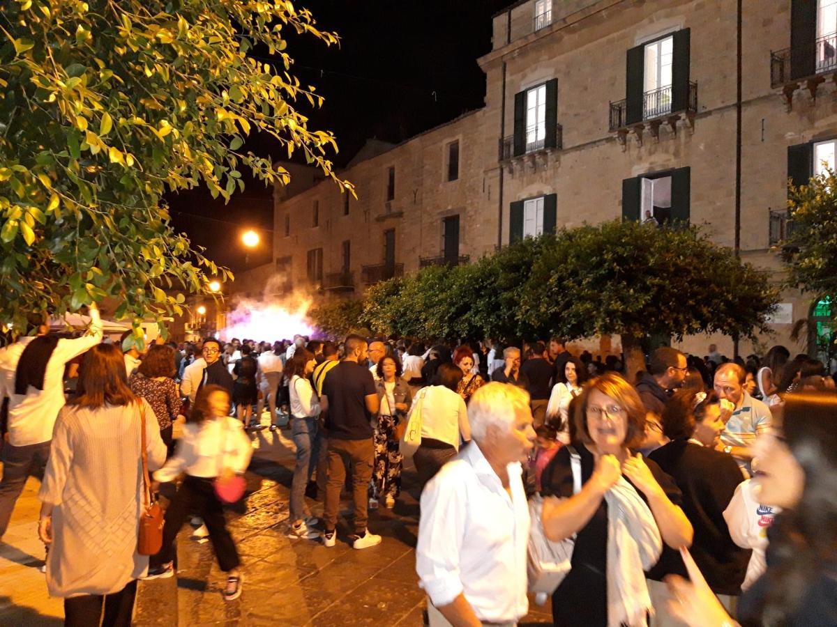 Casa Principe Umberto Apartment Mazzarino ภายนอก รูปภาพ