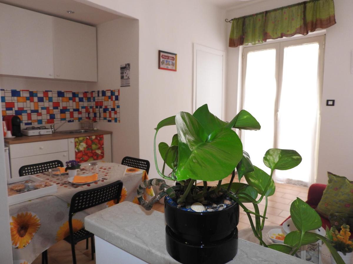 Casa Principe Umberto Apartment Mazzarino ภายนอก รูปภาพ