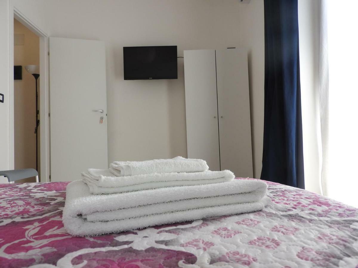 Casa Principe Umberto Apartment Mazzarino ภายนอก รูปภาพ